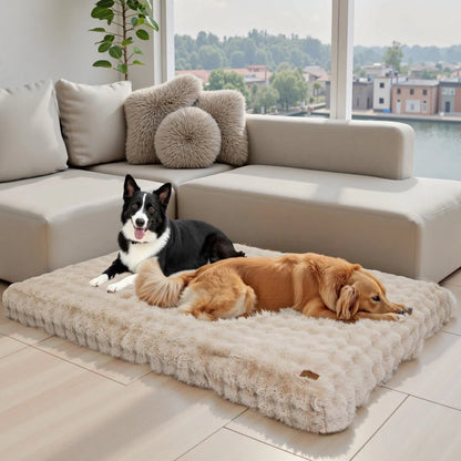 PAWLYTE – Thick plush bed with water-repellent cover