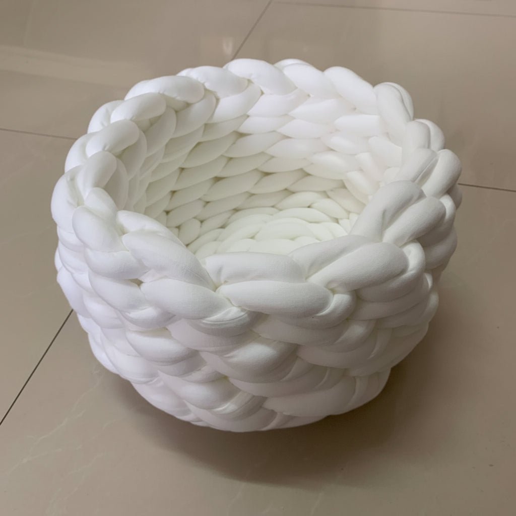 WOOLLYNEST - Soft woollen basket for pets with high edge support