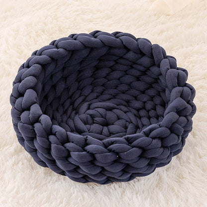 WOOLLYNEST - Soft woollen basket for pets with high edge support