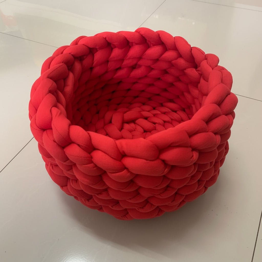 WOOLLYNEST - Soft woollen basket for pets with high edge support