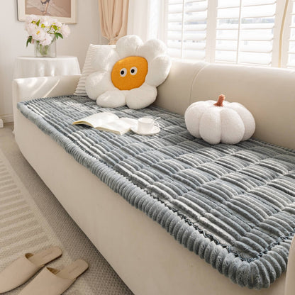 PAWFLANNEL – Soft Flannel Pet Mat to Protect Sofa and Bed