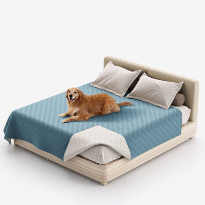 PAWDEFEND – Premium pet blanket with waterproof design for furniture protection