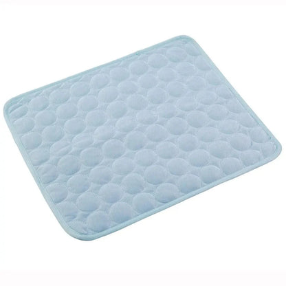 COOLPAW – Cooling Mat for Dogs and Cats Made of Breathable Ice Silk