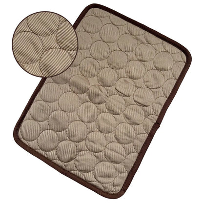 COOLPAW – Cooling Mat for Dogs and Cats Made of Breathable Ice Silk