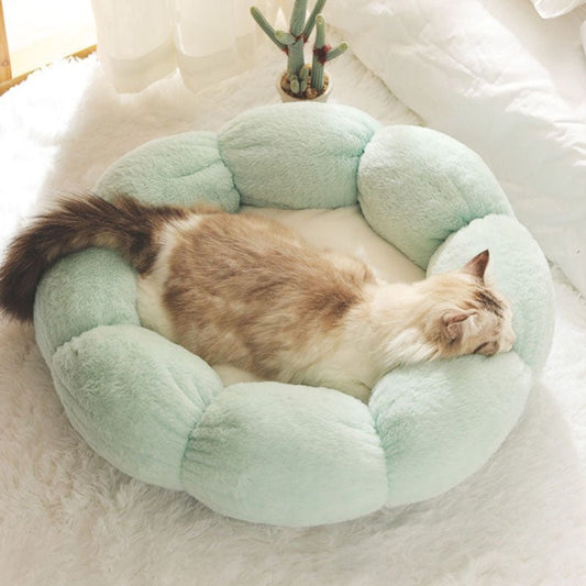 PAWFLORA – Cat Bed in Flower Shape for Deep Sleep and Relaxation