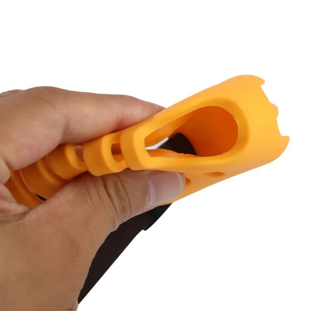 FURLOCK – Adjustable & Breathable Muzzle for Daily Comfort