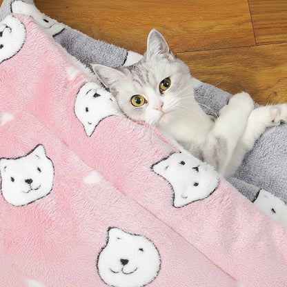 FLANNELPAW – Warm Flannel Sleeping Mat for Dogs & Cats