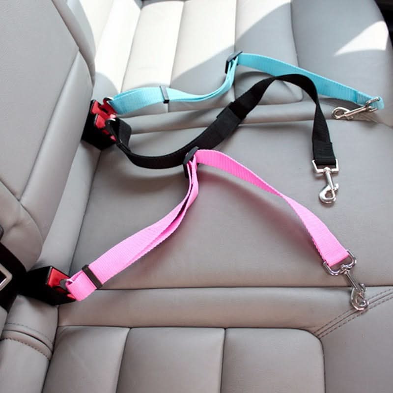 SAFEPAW - Adjustable seat belt for dogs in the car