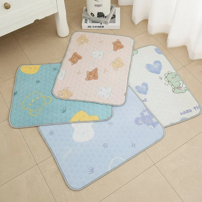 FROSTFUR – Cooling Mat for Dogs & Cats with Ice-Silk Surface