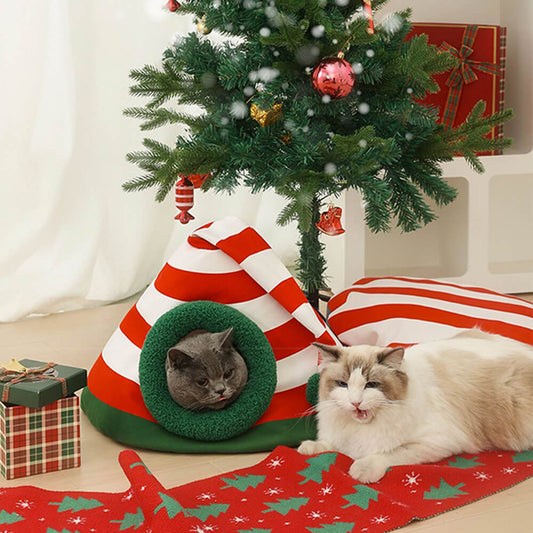 COZYSANTA – Soft Christmas Cat Bed for Festive Living Spaces