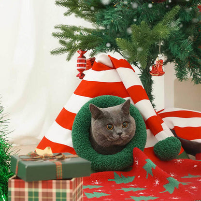 COZYSANTA – Soft Christmas Cat Bed for Festive Living Spaces